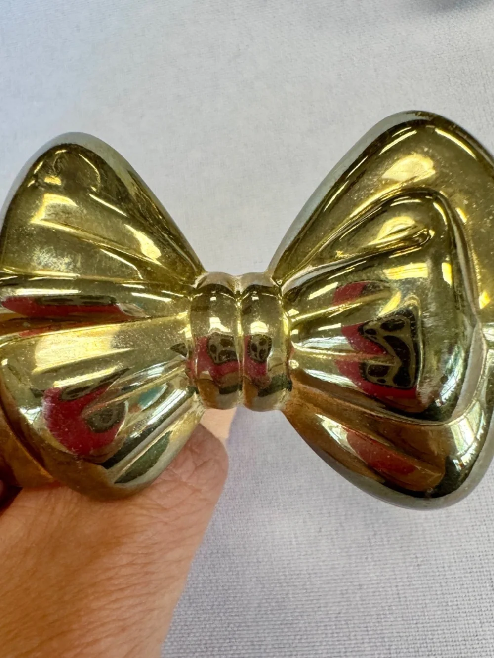 Brass Bow Napkin Rings Vintage 80's Set of Four - Picture 2 of 6